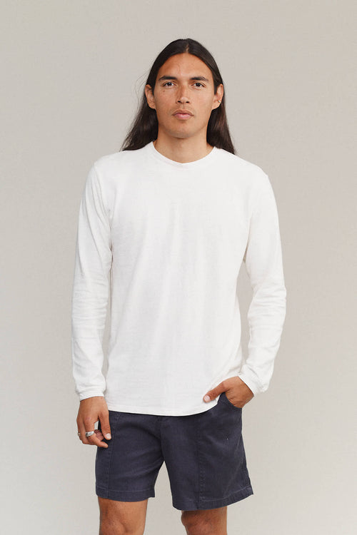 Baja Long Sleeve Tee | Jungmaven Hemp Clothing & Accessories / model_desc: Fabian is 6’0” wearing Medium