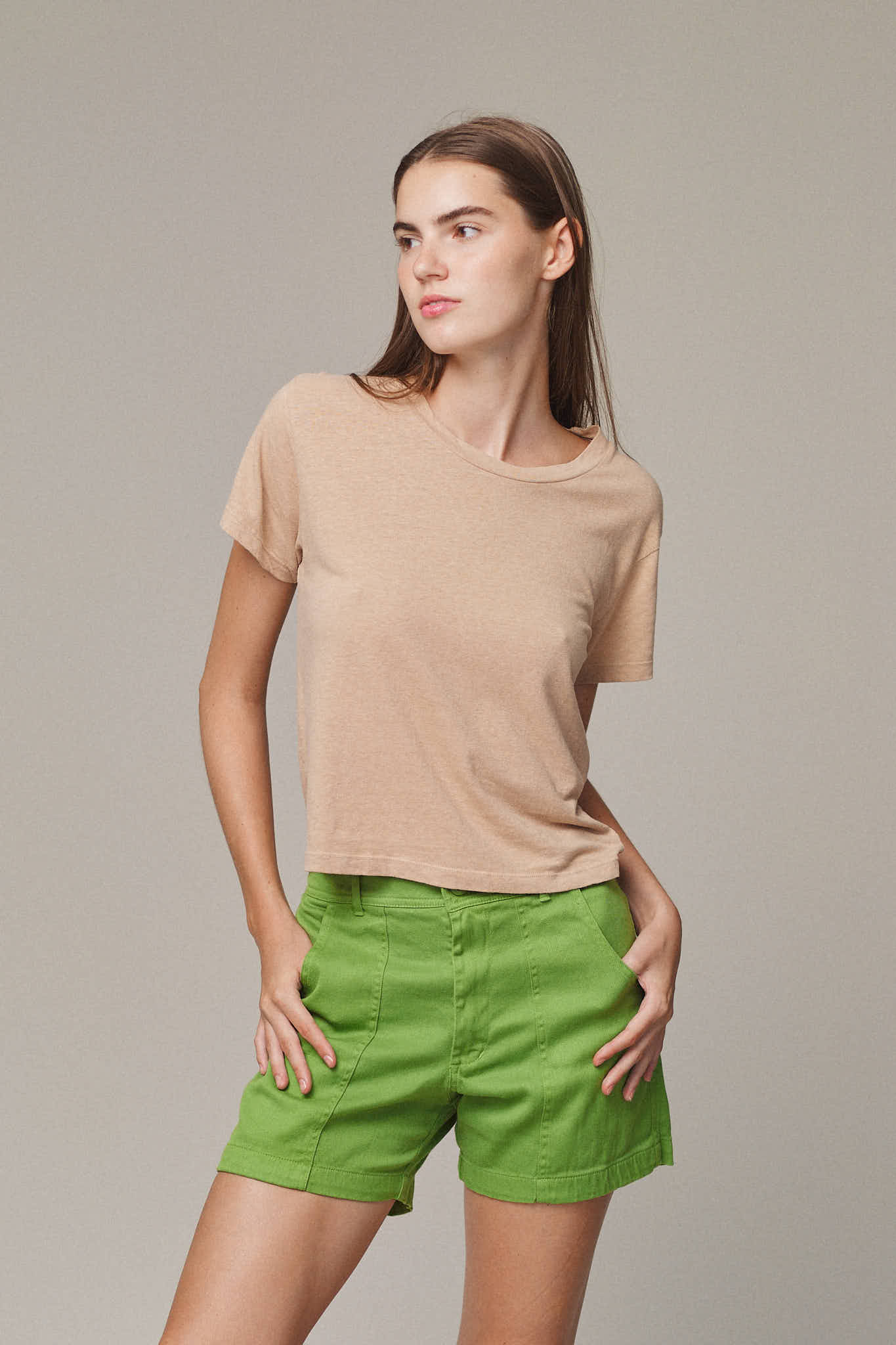 Cropped Lorel Tee | Jungmaven Hemp Clothing & Accessories / model_desc: Gwen is 5’11” wearing S