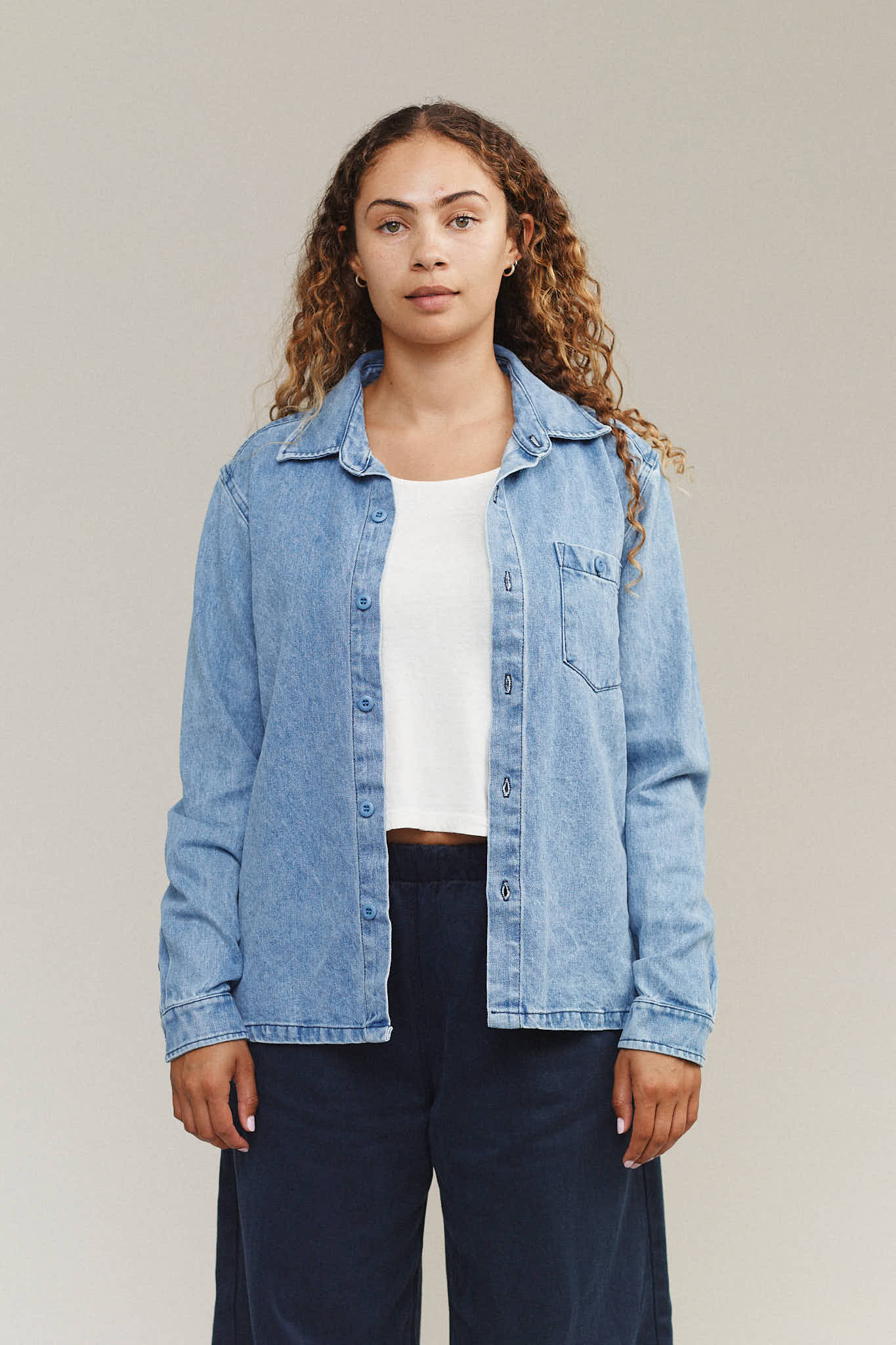 Denim Topanga Shirt | Jungmaven Hemp Clothing & Accessories / model_desc: Paige is 5’8” wearing Small